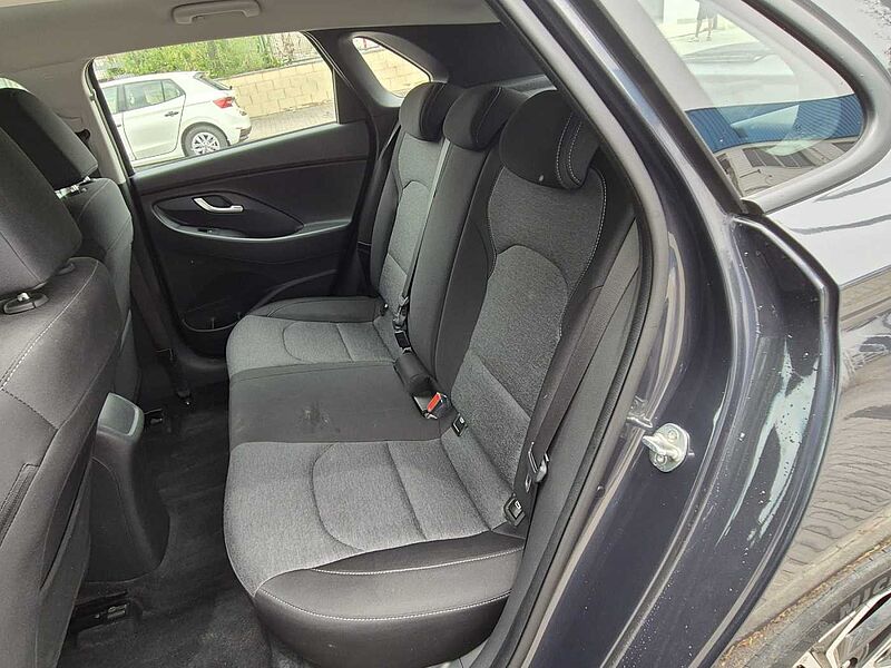 Hyundai i30 1.0 TGDI Klass LR 48V 120