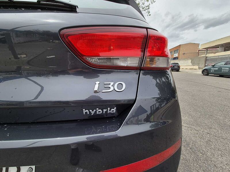 Hyundai i30 1.0 TGDI Klass LR 48V 120