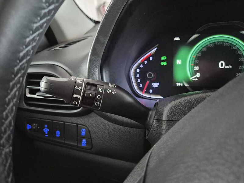 Hyundai i30 1.0 TGDI Tecno 48V 120